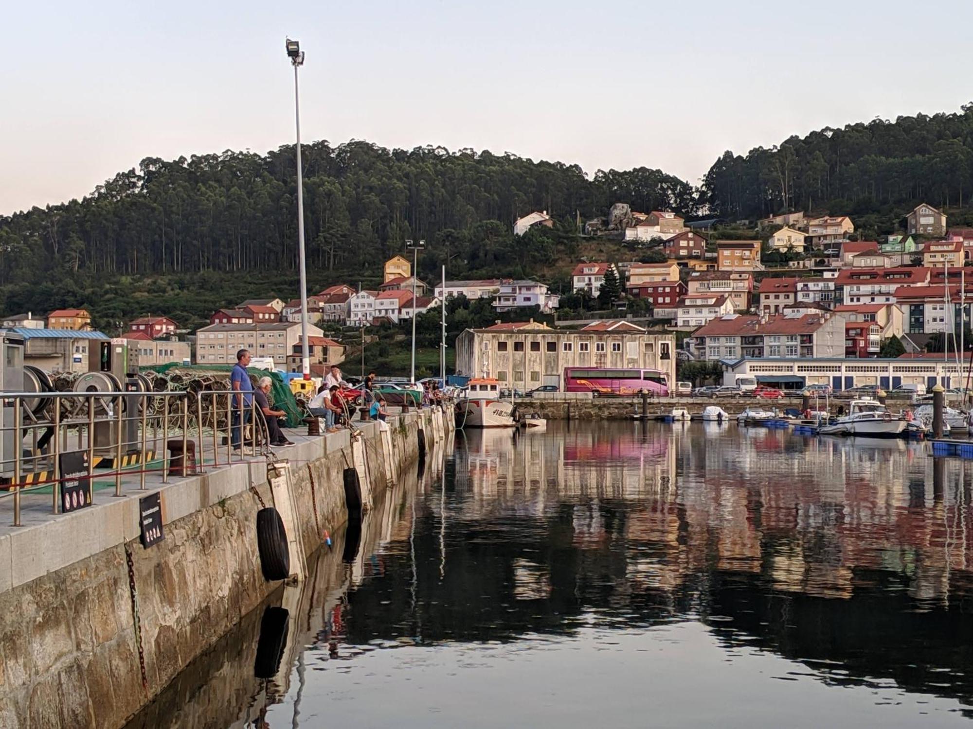 Muros Sobre El Mar Buitenkant foto